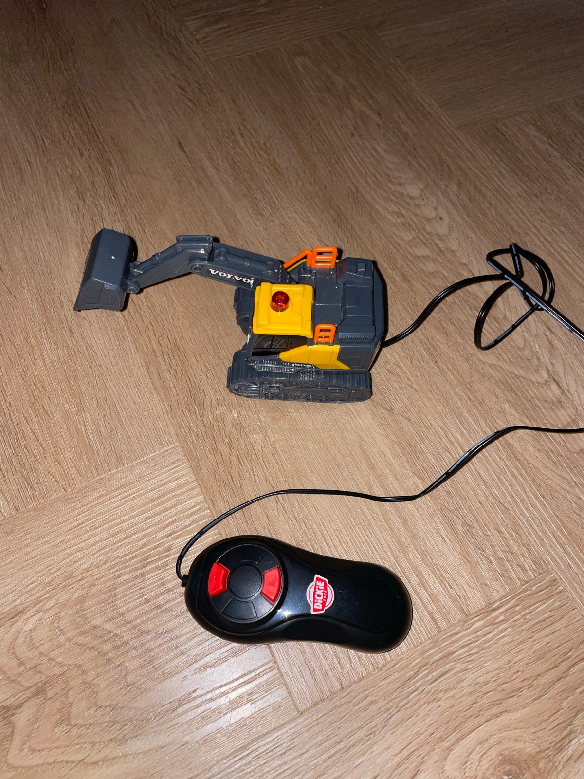 Volvo Graafmachine met Afstandsbediening, Ophalen of Verzenden, Gebruikt, Afstandsbediening