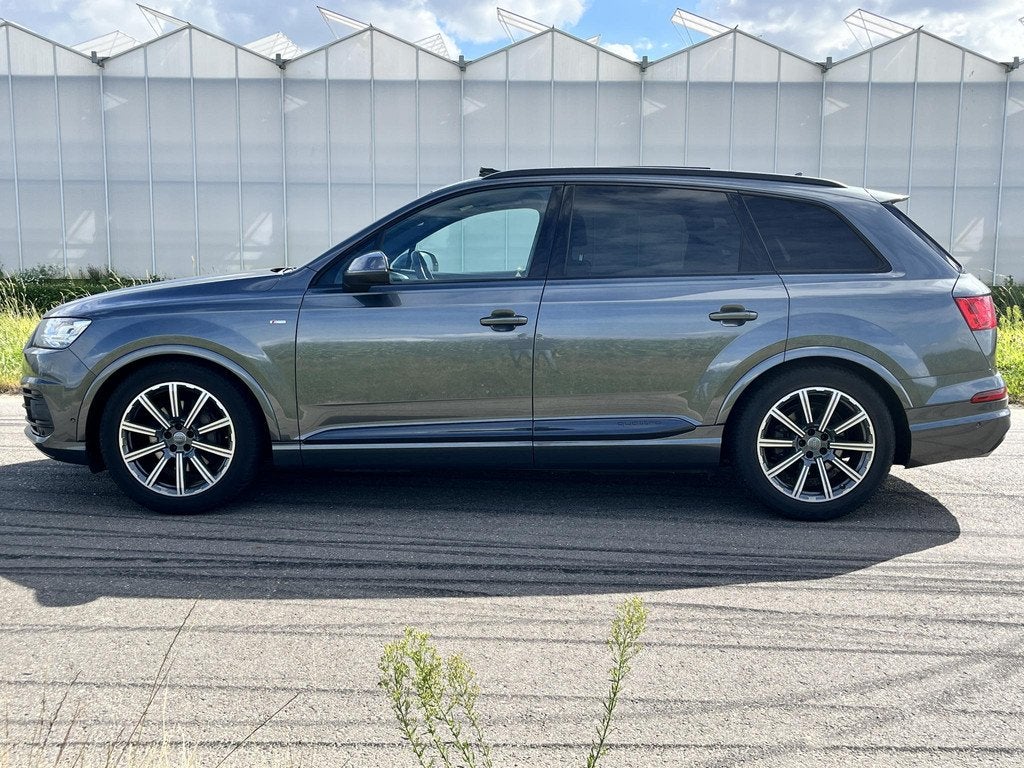 Audi Q7 3.0 TDI quattro Pro Line S, Auto's, Audi, Automaat, Stof, Gebruikt, 241 €/maand