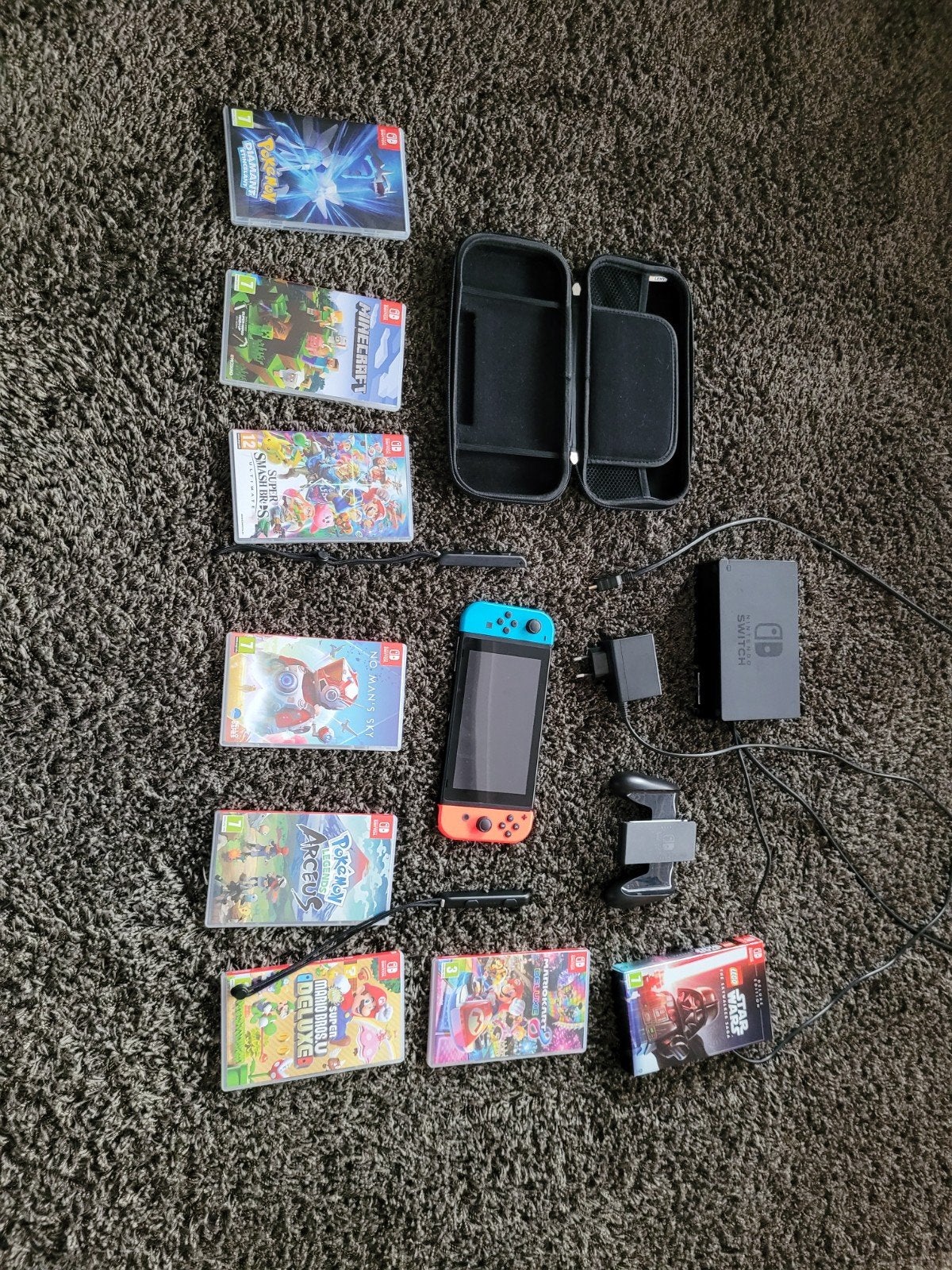 Volledige set Nintendo switch (1), Spelcomputers en Games, Ophalen, Zo goed als nieuw, Met 2 controllers, Switch Original