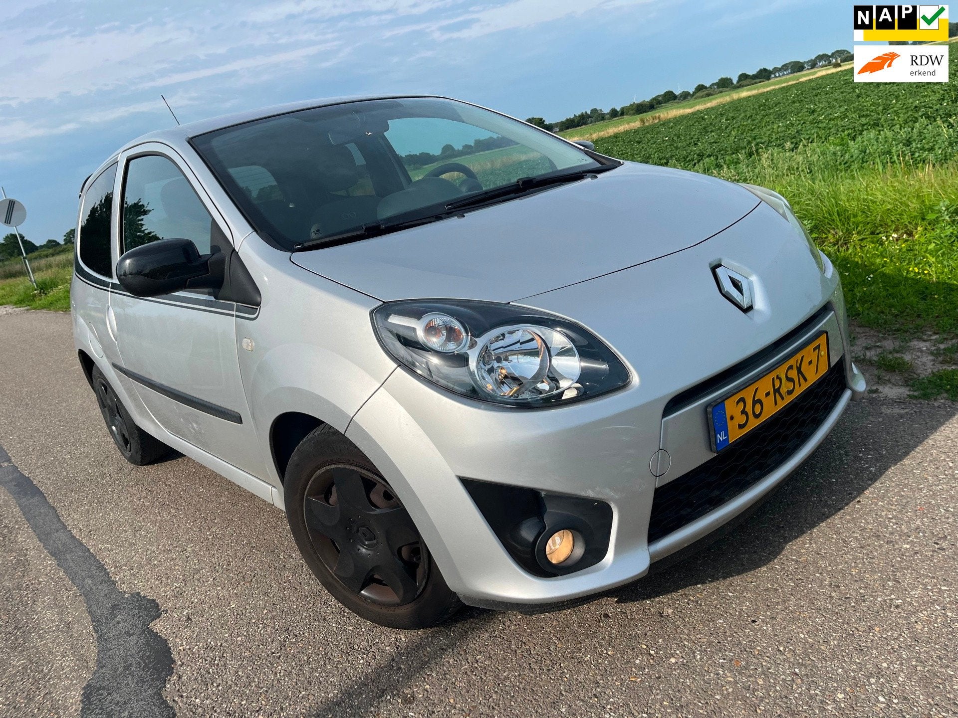 Renault Twingo 1.2-16V Collection / 100.000km nap, Twingo, Gebruikt, 4 cilinders, 4 stoelen