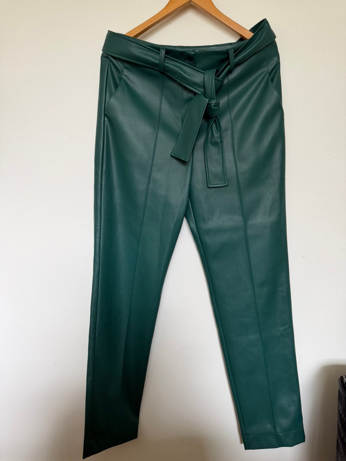 Groene broek Studio Anneloes M, Maat 38/40 (M), Ophalen of Verzenden, Zo goed als nieuw, Lang