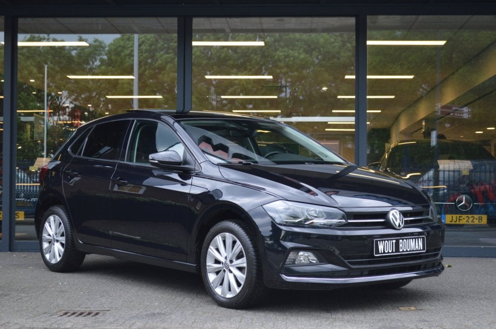 Volkswagen Polo 1.5 TSI Highline 150 pk DSG Panorama Acc Cam, Auto's, Stof, 4 cilinders, 150 pk, Bedrijf