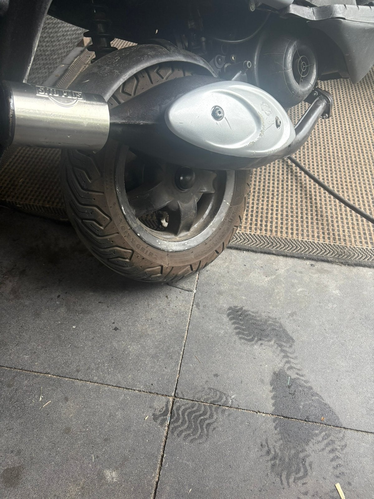 Zip 70cc blok teruil, Fietsen en Brommers, Scooters | Piaggio, Ophalen, Zo goed als nieuw, Tweetakt, Zip