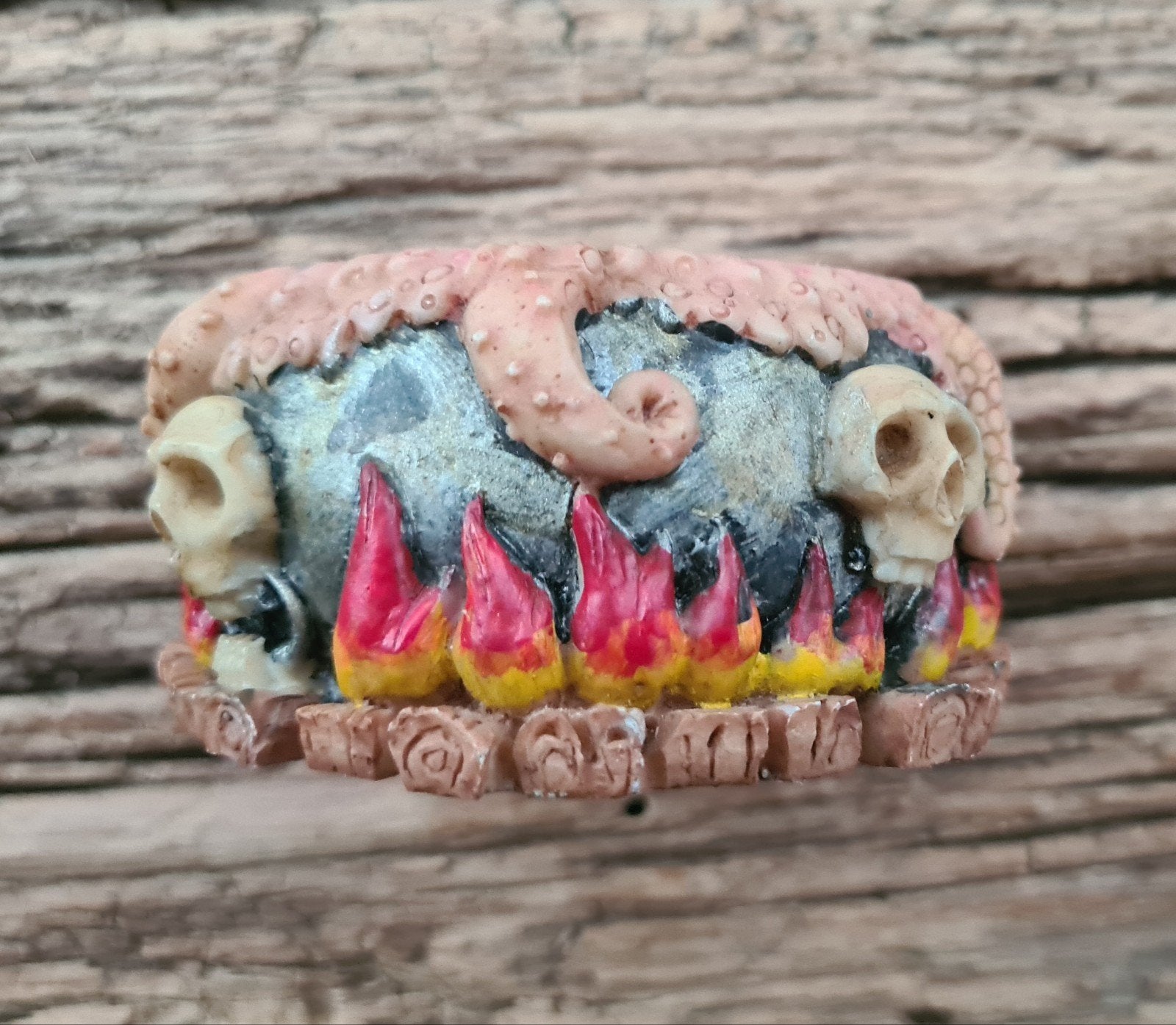 handgemaakte waxinelichthouder in een fantasy-horror-thema, Gebruikt, Bruin, Overige merken, Waxinelichthouder