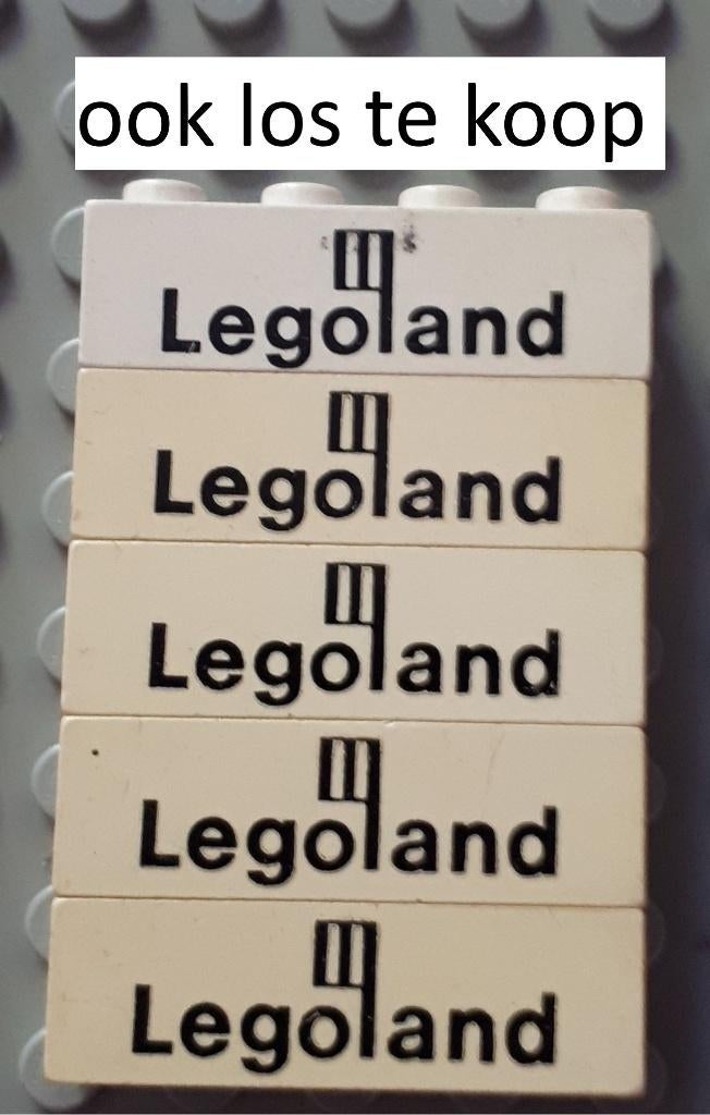 3010p30 (4) white 5x Brick 1 x 4 with Black Legoland Logo, Ophalen of Verzenden, Gebruikt