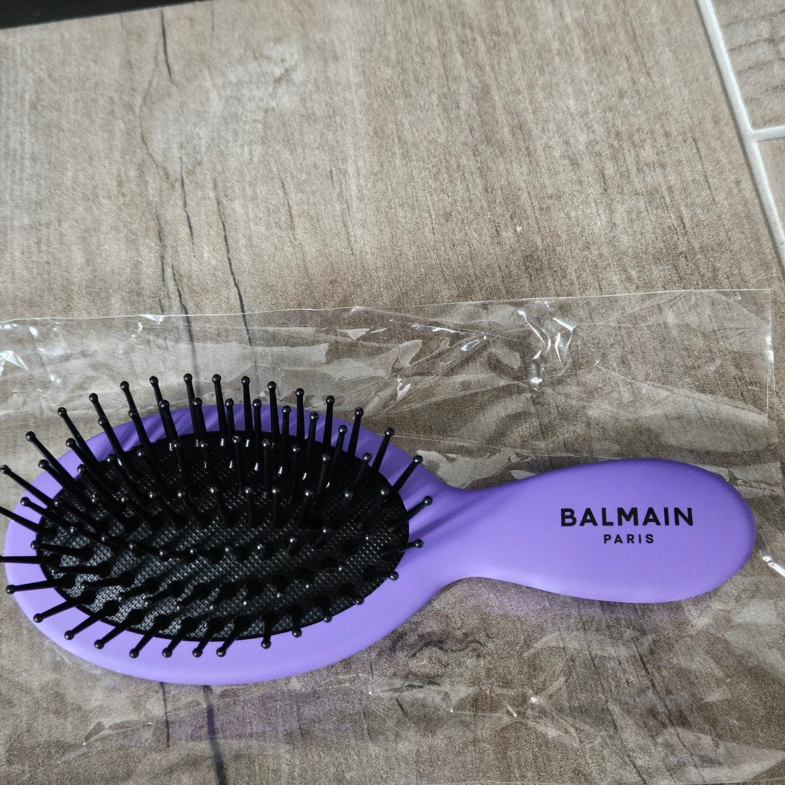 **NIEUW** Balmain Haarborstel hairbrush, Ophalen of Verzenden, Nieuw, Kam of Borstel