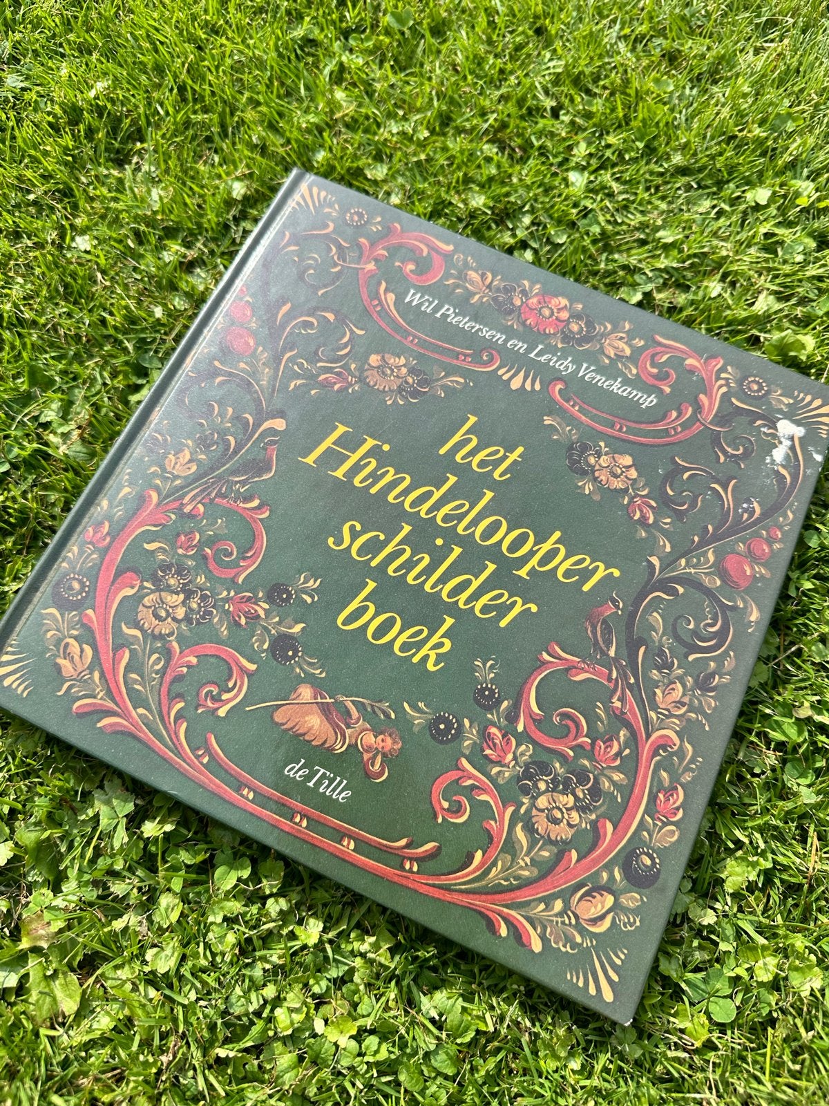 Het Hindelooper Schilderboek - Wil Pietersen en Leidy Veneka, Ophalen of Verzenden, Gebruikt, Overige typen
