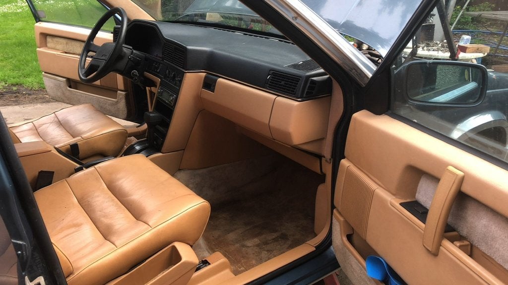 VOLVO 760 GLE AUT 1988 wegens dubbel gebruik, Automaat, Achterwielaandrijving, Beige, Leder en Stof