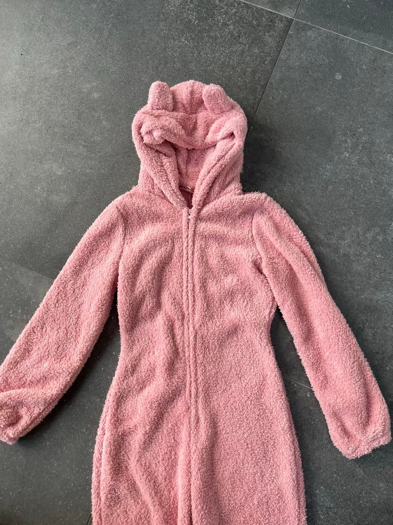 Lekker warme onesie, Ophalen of Verzenden, Zo goed als nieuw, Maat 36 (S), Roze