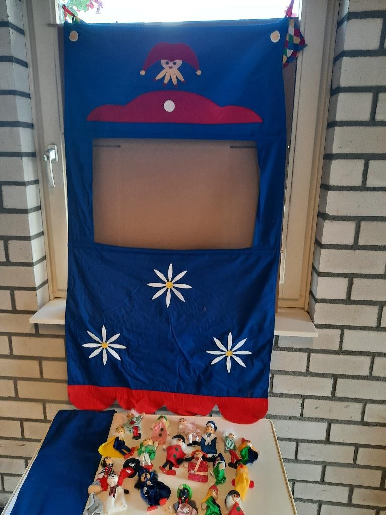 Poppenkast incl vingerpopjes, Ophalen of Verzenden, Gebruikt, Jongen of Meisje