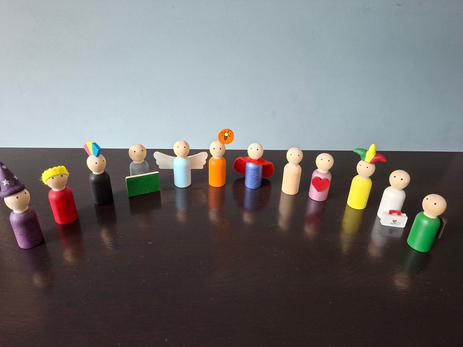 Poppetjes gebaseerd op 12 archetypes Jung coaching handgemaa, Ophalen of Verzenden, Nieuw