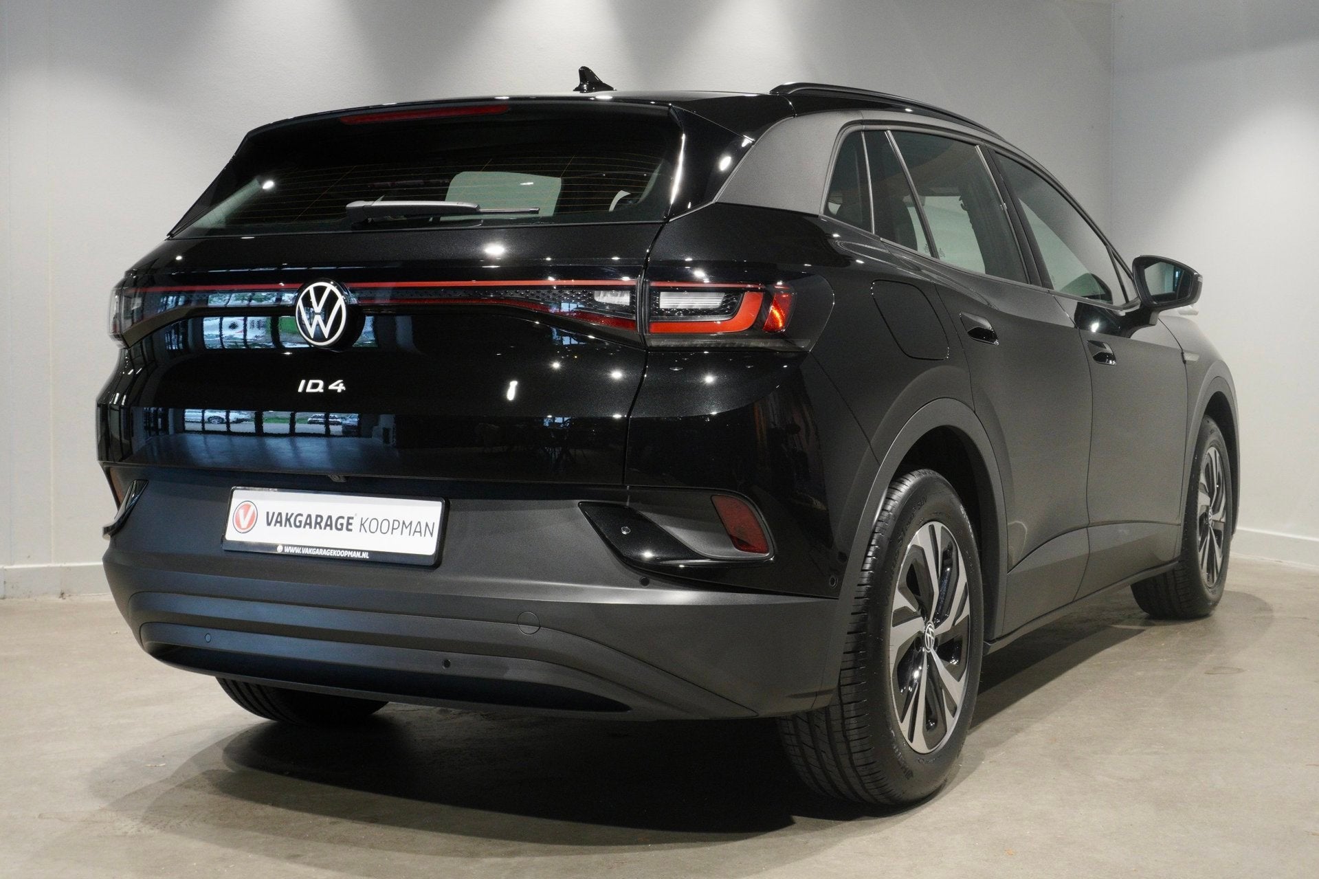 Volkswagen ID.4 Pure 52 kWh Soh 93%|Achteruitrijcamera|Keyle, Automaat, Dealer onderhouden, Achterwielaandrijving, Gebruikt