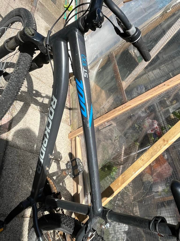 Sportieve Rockrider ST100 mountainbike - 80€, Overige merken, Minder dan 10 versnellingen, Gebruikt, Velgrem