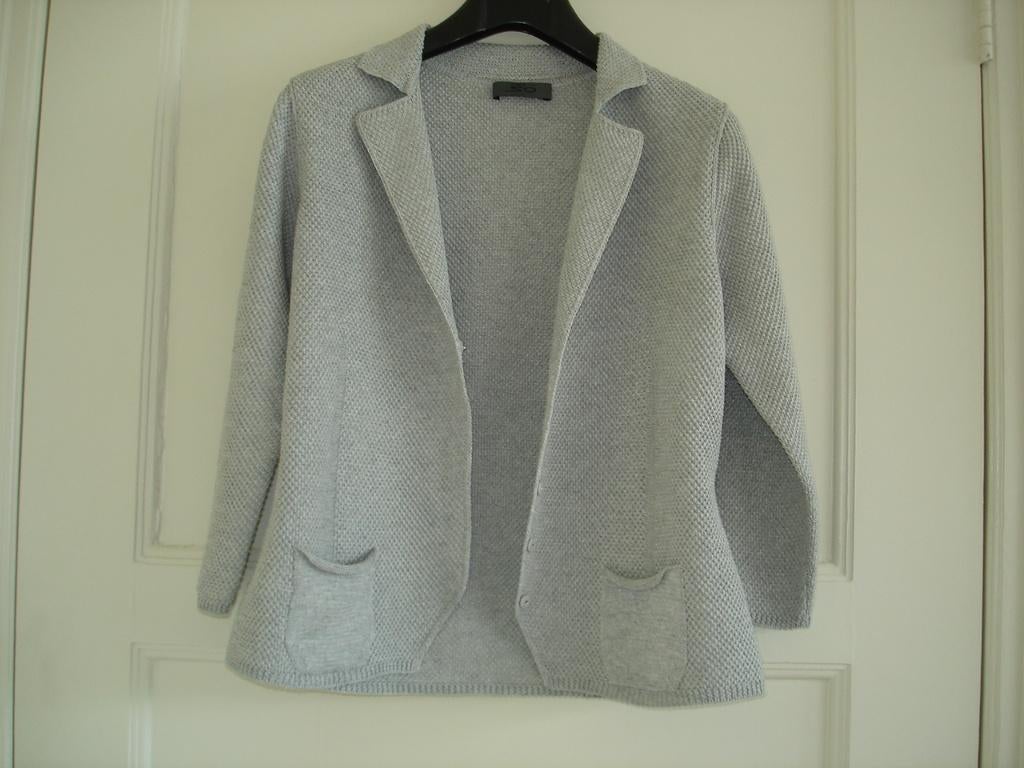Grijs vest It mt 46= NL maat 40 Italy merk So, Ophalen of Verzenden, Nieuw, Maat 38/40 (M), Grijs