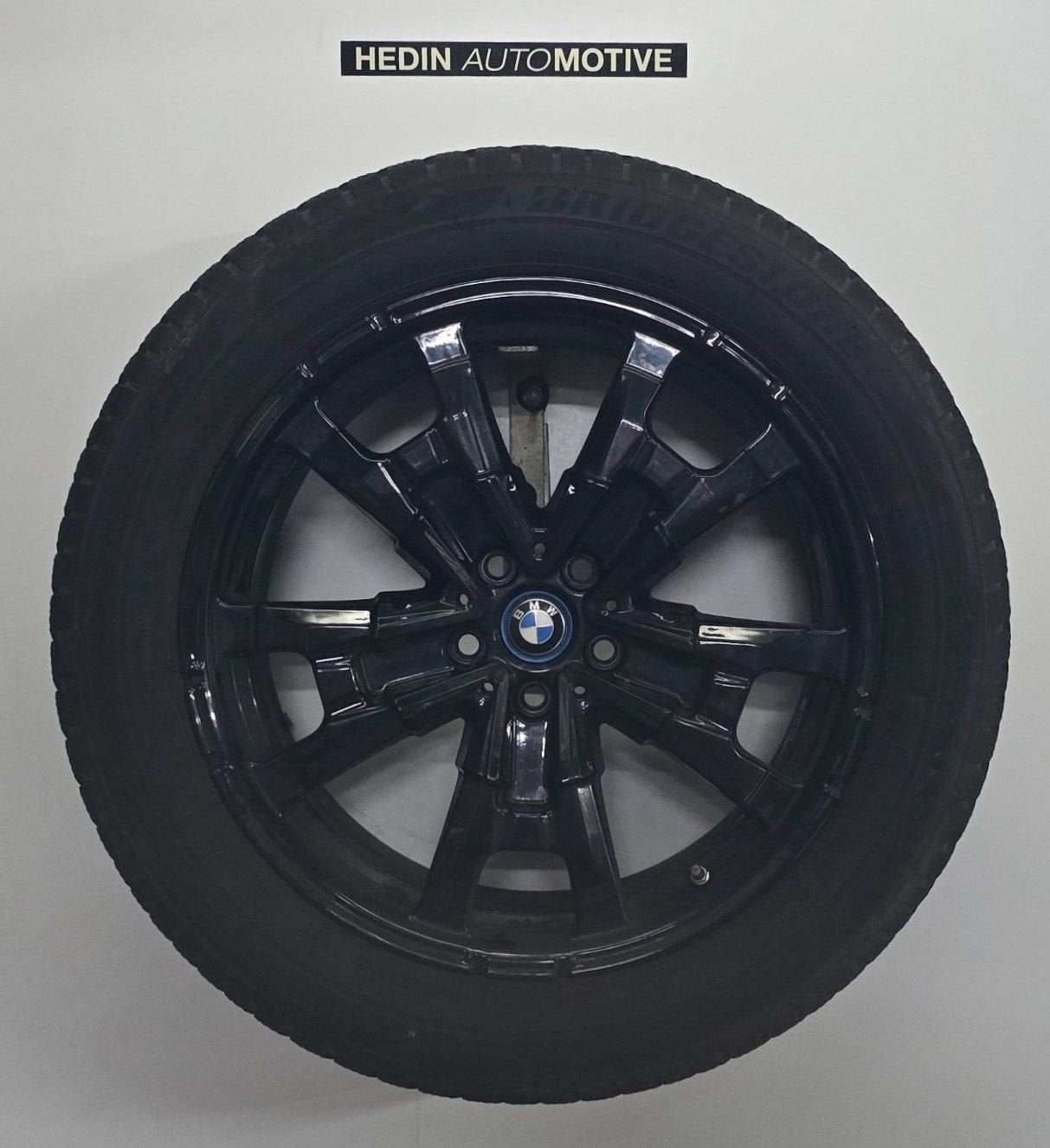 BMW iX3  (G08)  Styling 842  19" RFT + RDCi  Winter, Gebruikt, -, -, Banden en Velgen