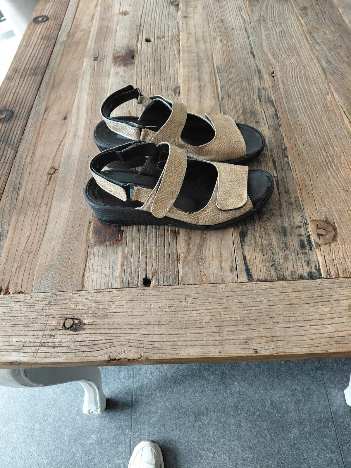 Wolky sandaal maat 40 goudkleurig als nieuw dames, Ophalen of Verzenden, Zo goed als nieuw, Sandalen of Muiltjes