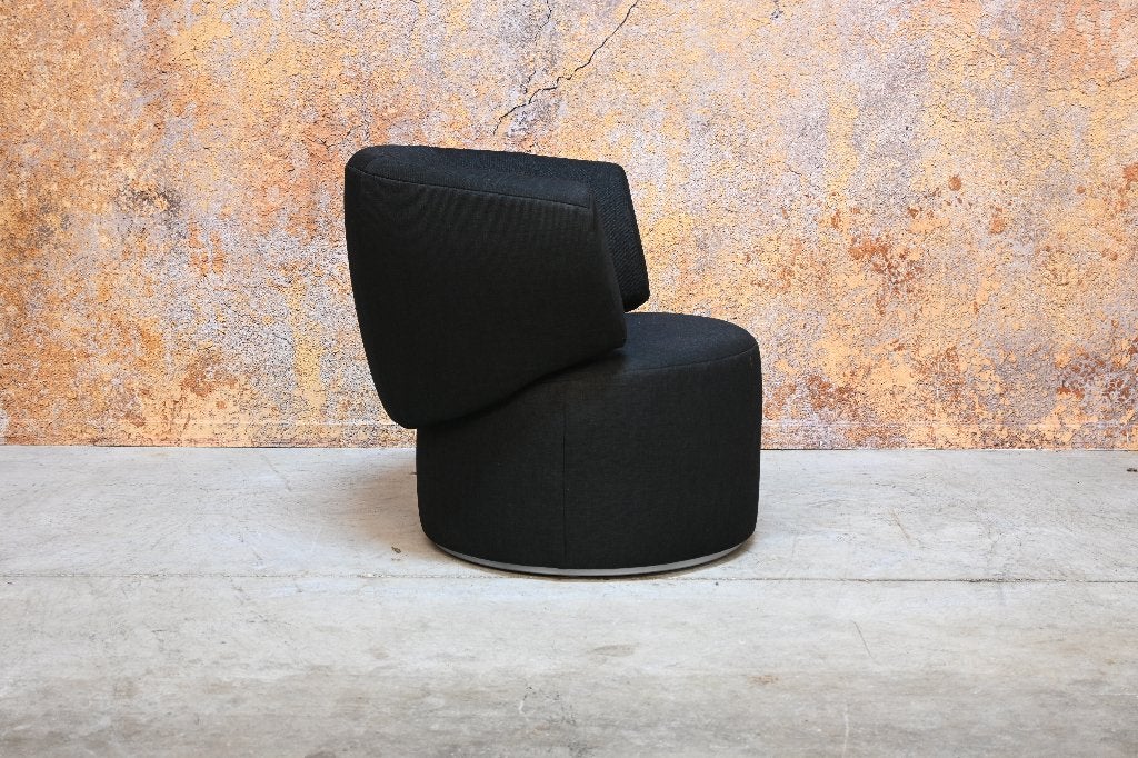 Als NIEUW! zwarte stoffen Rolf Benz 684 design draaifauteuil, Leolux, Leolux, 75 tot 100 cm, Ophalen of Verzenden