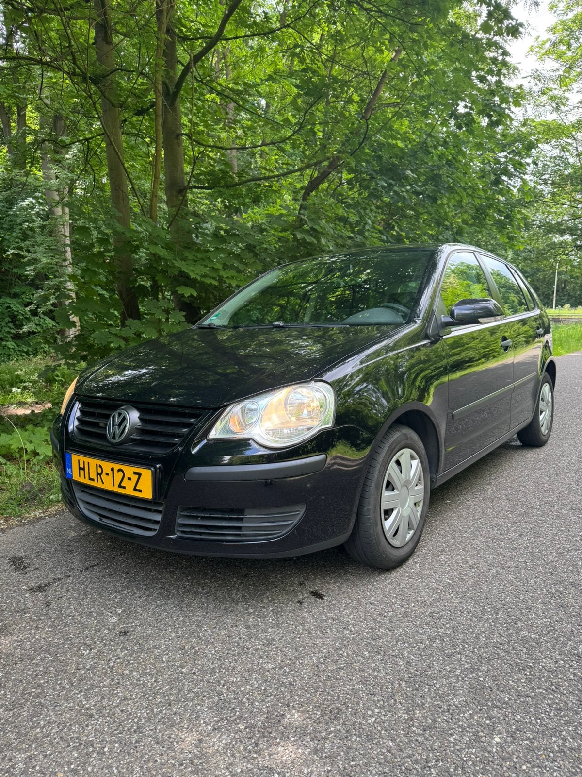 Volkswagen Polo 1.2 ✅ Nwe APK✅ AiRCO✅ Zeer lage km stand!!, Voorwielaandrijving, 540 kg, 1198 cc, Zwart