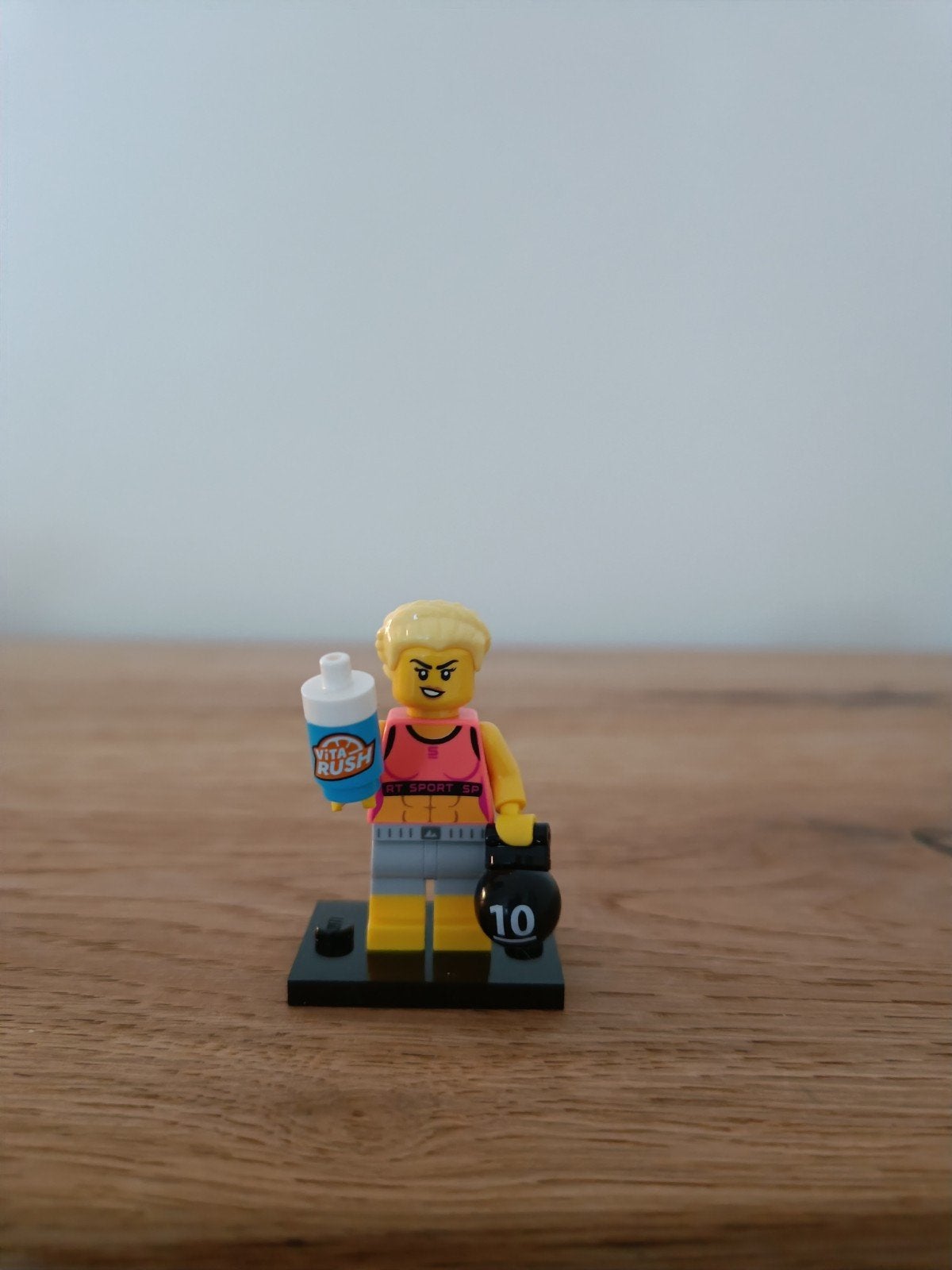 LEGO CMF Serie 25 Fitness Instructeur Minifiguur, Ophalen of Verzenden, Nieuw, Minifiguur, Lego