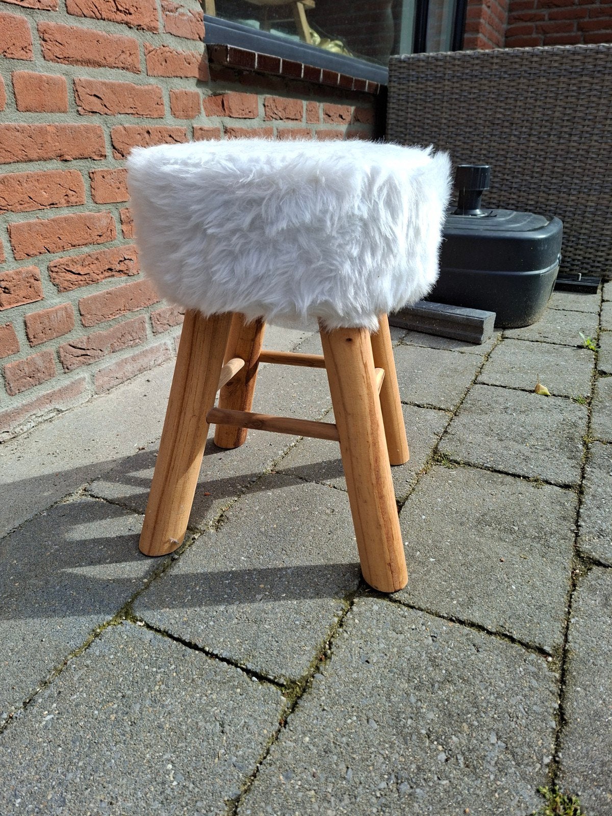 Decoratie krukje / zitkrukje / krukje, Ophalen, Zo goed als nieuw, Hout