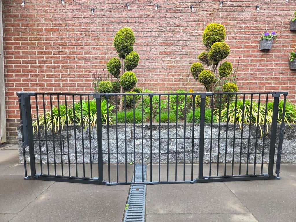 Te koop Babydan flex traphekje, Ophalen, Zo goed als nieuw, 115 cm of meer, Metaal of IJzer