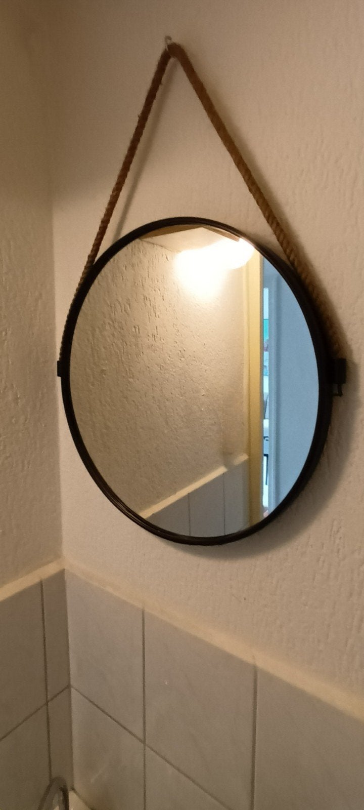 Ronde spiegel met touw, Huis en Inrichting, Woonaccessoires | Spiegels, Ophalen, Minder dan 50 cm, Rond, Zo goed als nieuw