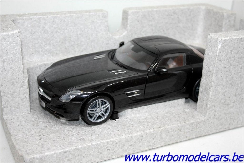 Mercedes-Benz SLS AMG 1/43 Paul's Model Art, Ophalen of Verzenden, Nieuw, Auto, MiniChamps