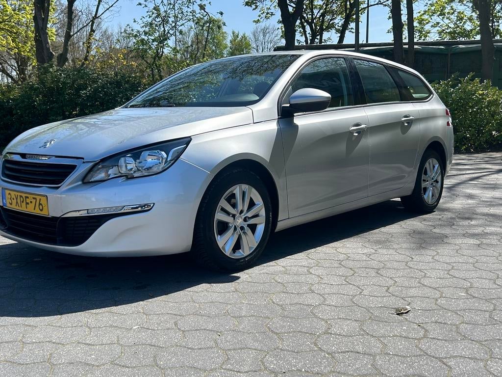 Peugeot 308 1.2 E-thp 81KW/110PK SW 2014 Grijs, Auto's, Peugeot, Stof, Zwart, 1199 cc, 1165 kg