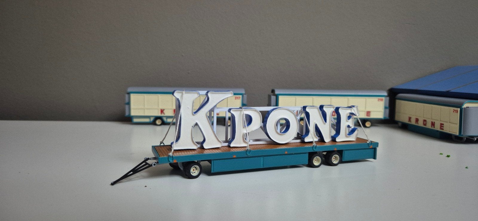 Circus Krone Transport met Naambord Schaal 1:87, Overige merken, Gebruikt, 1:50 of kleiner, Overige typen
