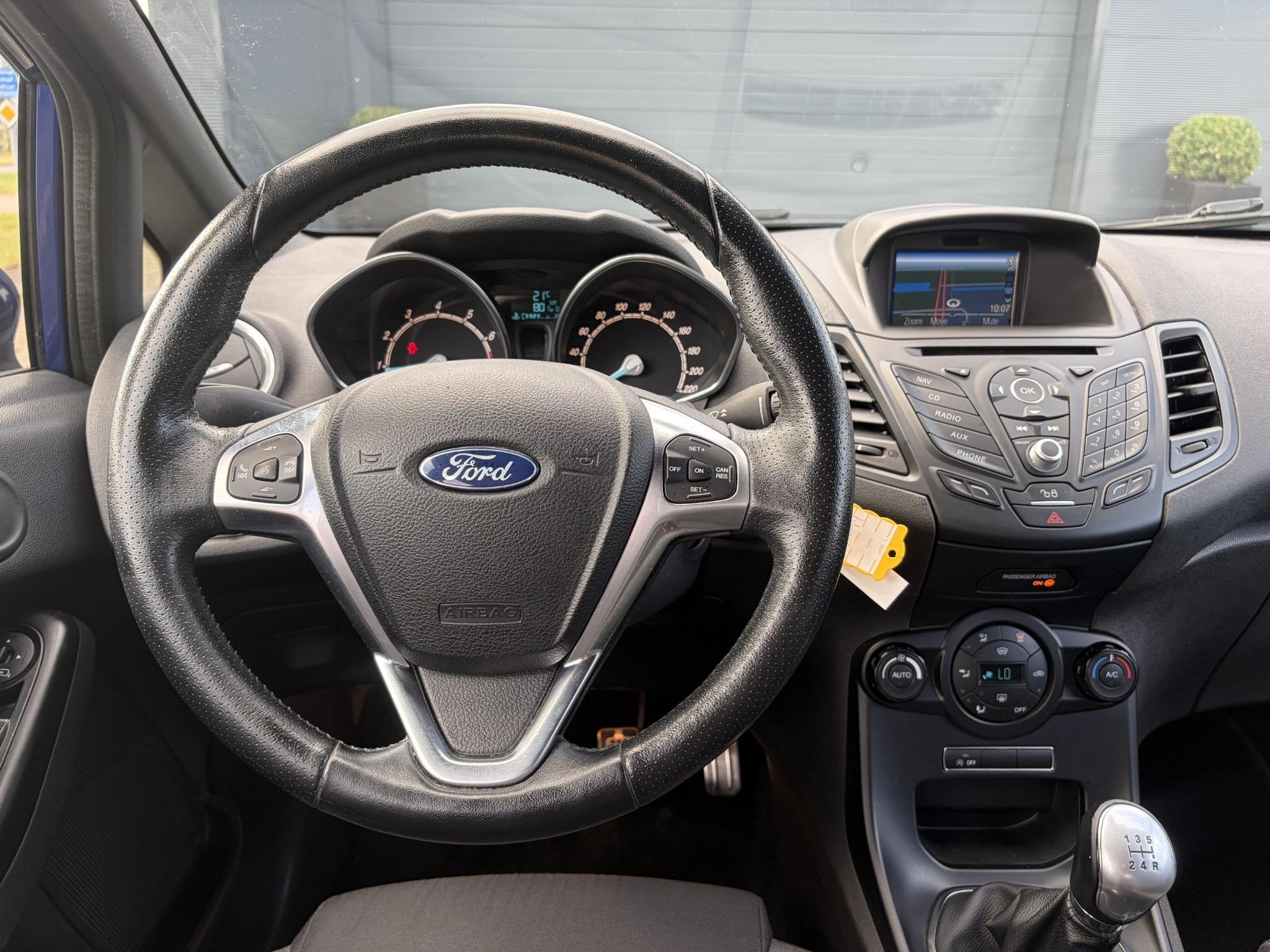 Ford Fiesta 1.0 EcoBoost ST Line 102pk l Navi l 2e Eigenaar, Auto's, Voorwielaandrijving, Euro 6, Blauw, 23 km/l