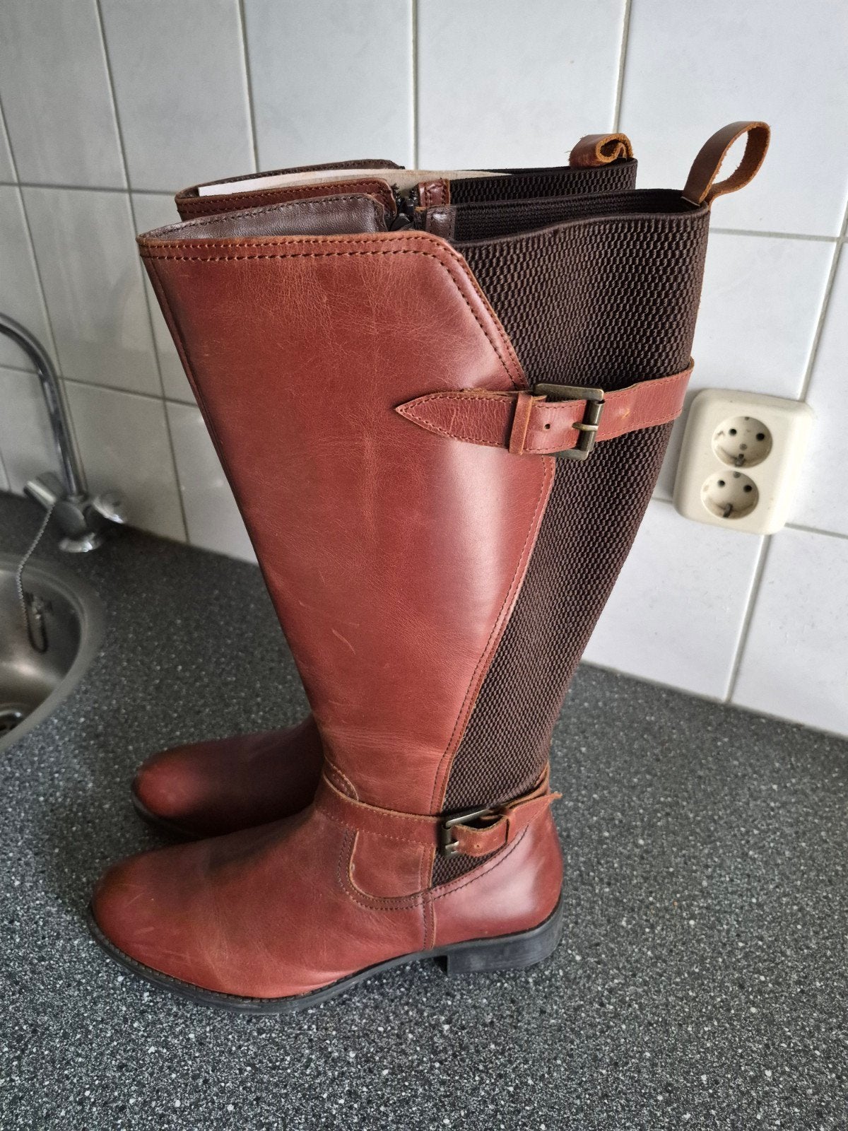 Z.g.a.n. JJ Footwear Redbourn cognac laars kuitmaat XL mt 42, Kleding | Dames, Hoge laarzen, Nieuw, Ophalen of Verzenden, Bruin