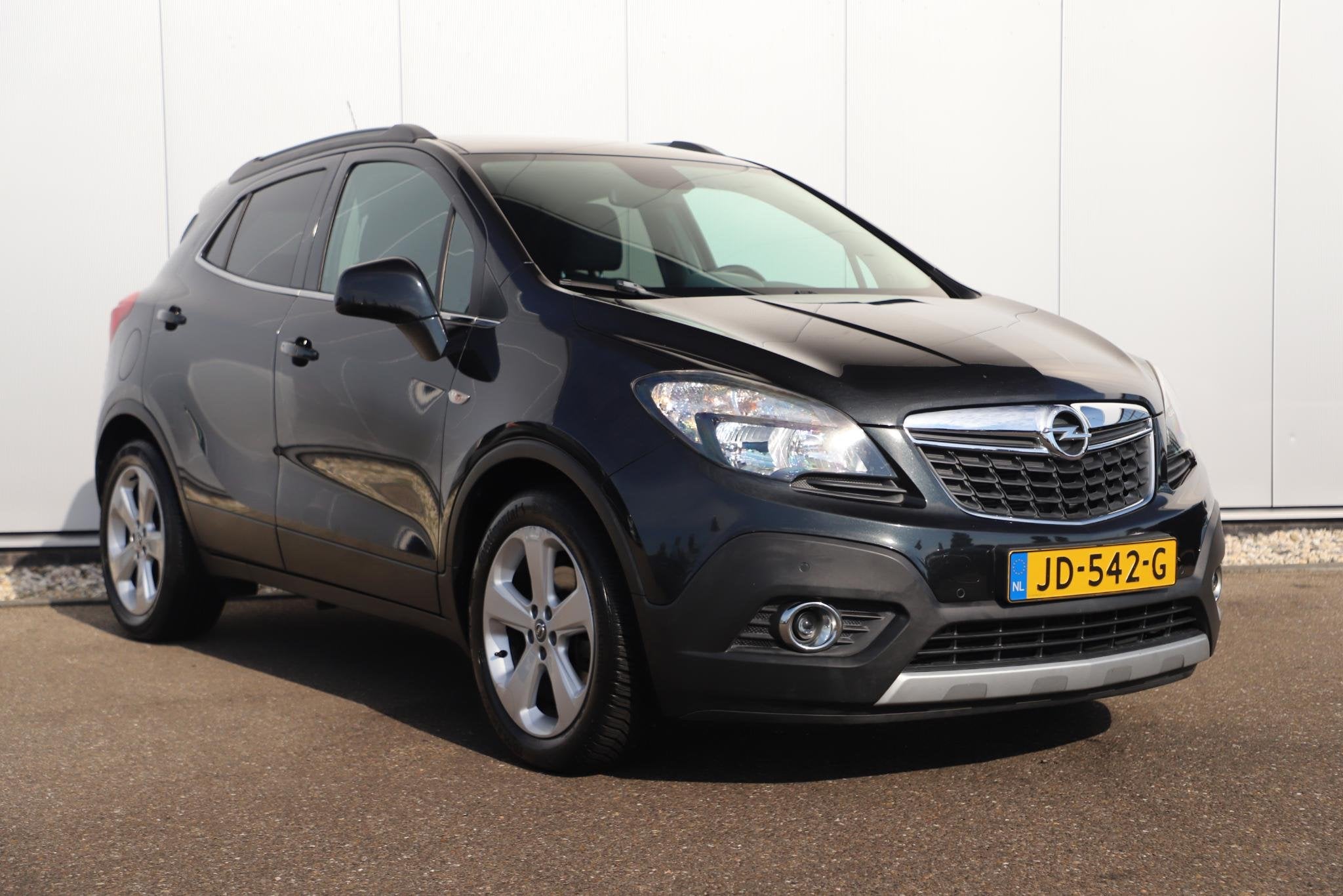 Opel Mokka 1.4 T Innovation 140PK Trekhaak Navigatie Achteru, Auto's, Voorwielaandrijving, Stof, Gebruikt, 4 cilinders