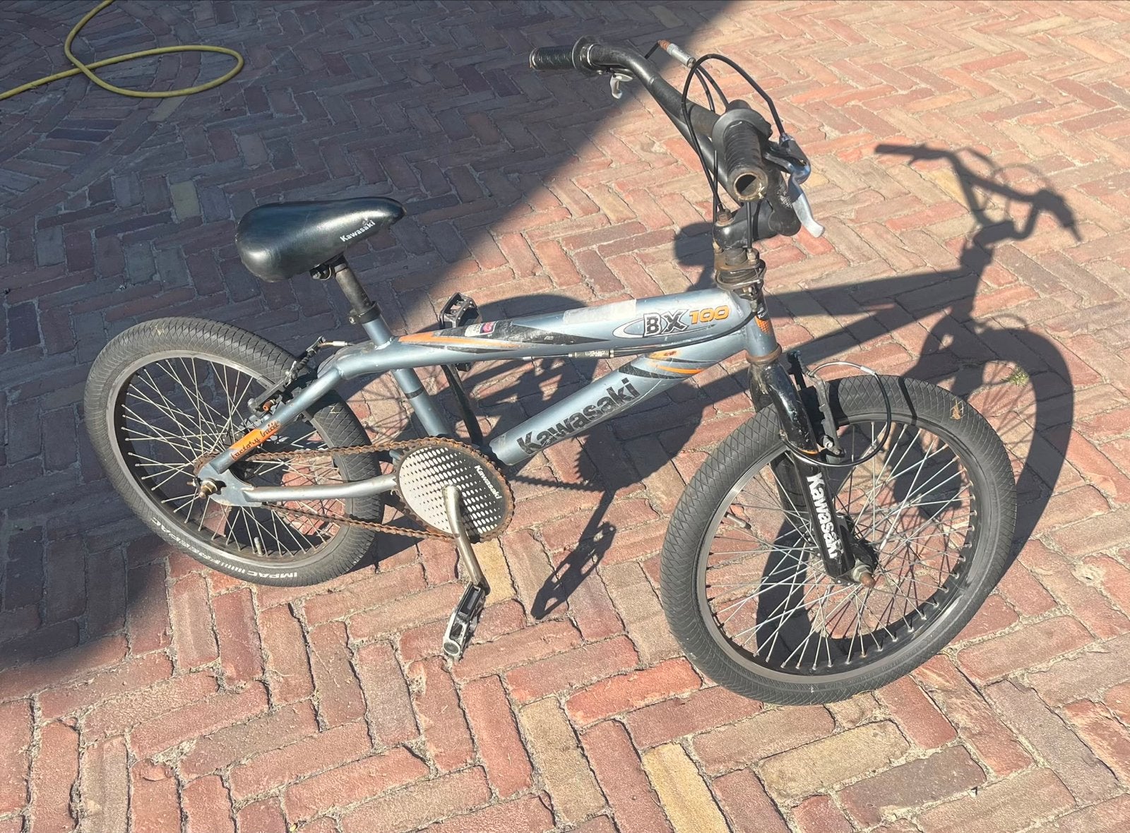 Kawasaki BMX fiets - Gebruikt met klein scheurtje in zadel, Fietsen en Brommers, Ophalen, Gebruikt, Staal, Velgrem