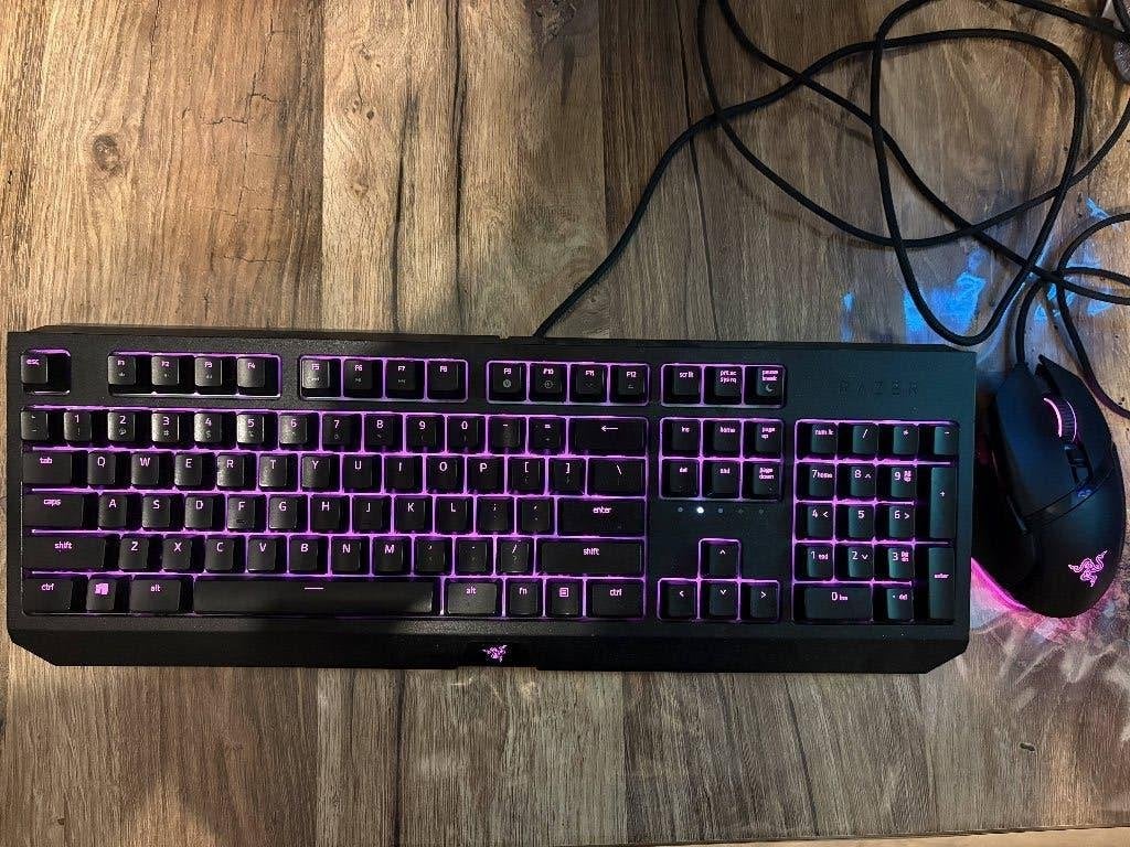 Razer toetsenbord + muis, Computers en Software, Toetsenborden, Ophalen, Zo goed als nieuw, Razer BlackWidow, Toetsenbord en muis-set