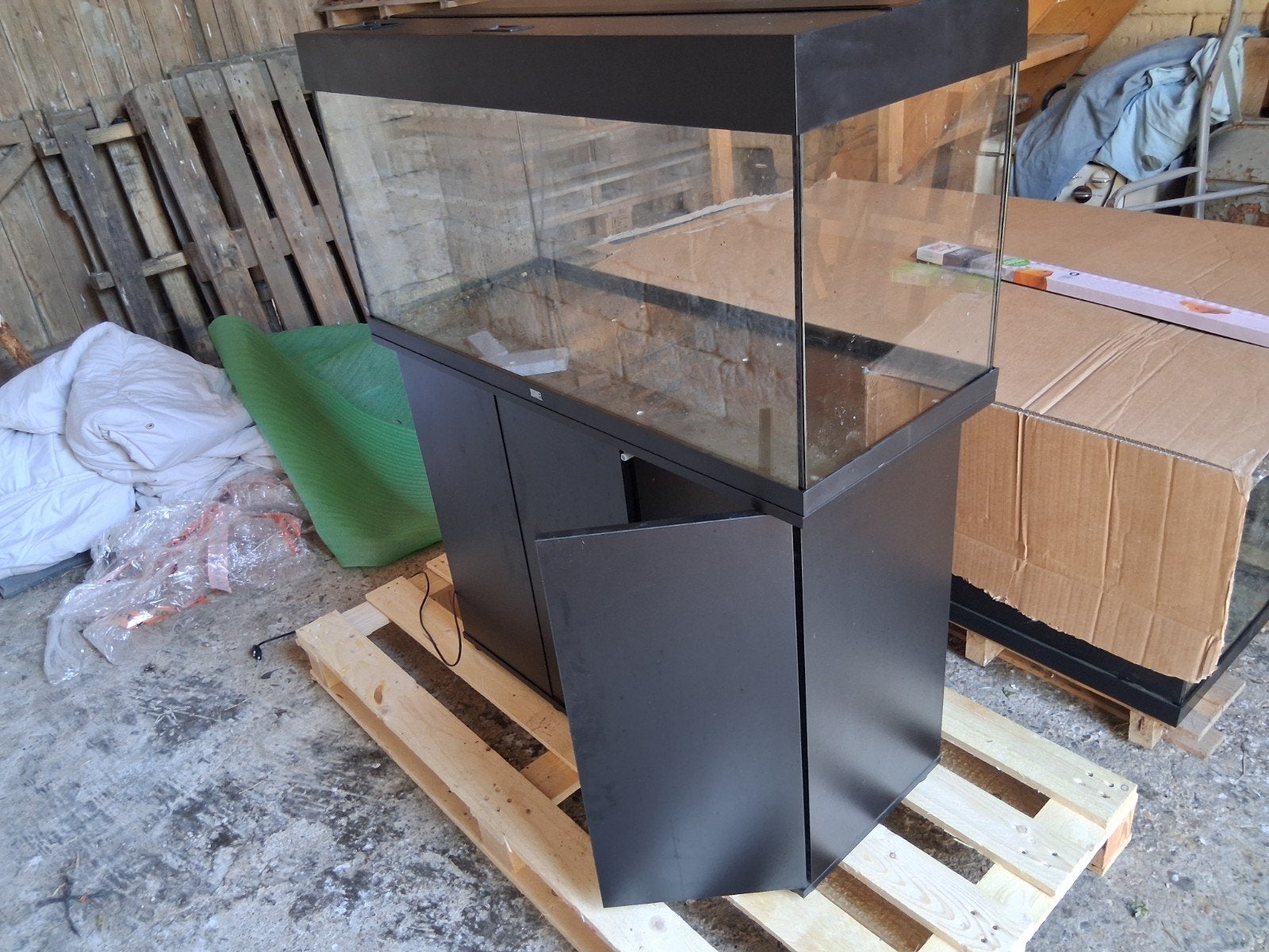 Mooi juwel rio 180 aquarium met meubel zwart, Ophalen, Zo goed als nieuw, Leeg aquarium
