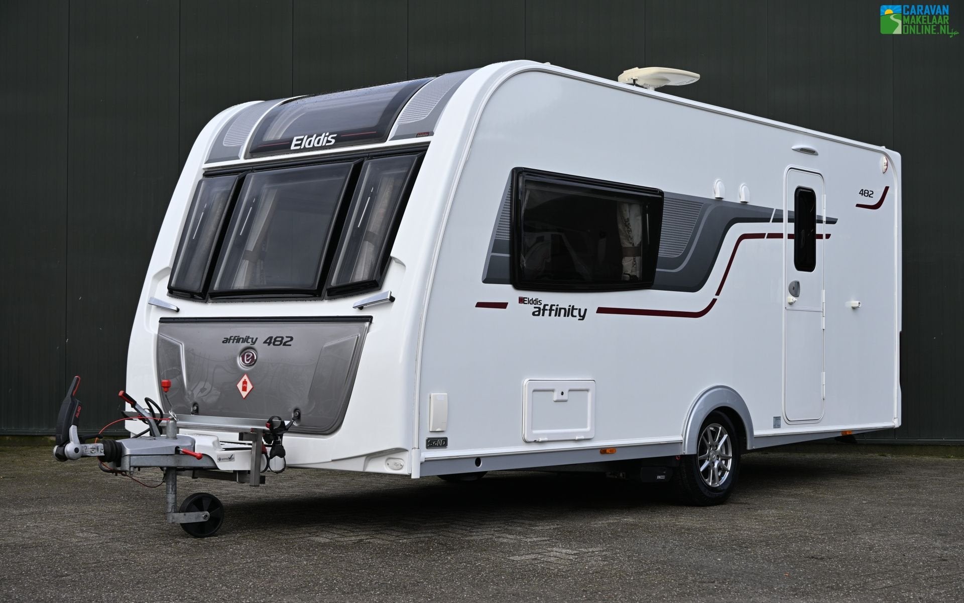 Elddis Affinity 482 Mover|ALDE|Fietsdrager|Luifel|Oven|etc, Caravans en Kamperen, Standaardzit, Tot en met 2, Bedrijf, 5 tot 6 meter