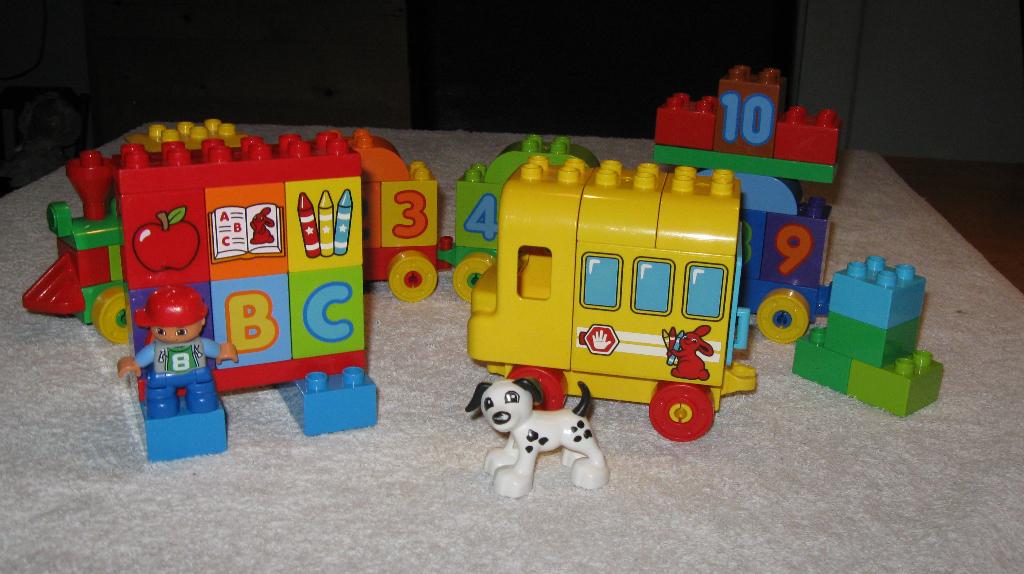 Duplo Lego. Schoolbus 10603 + trein 10550, Gebruikt, Ophalen of Verzenden, Compleet, Duplo