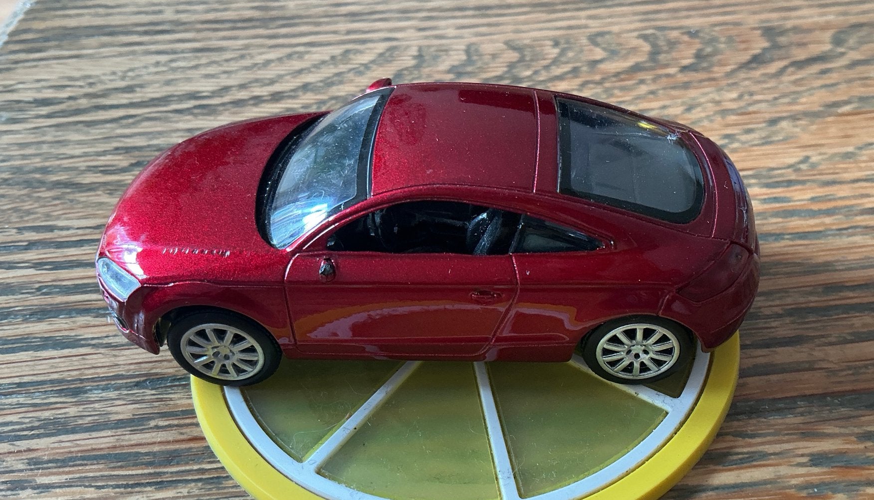 Audi TT Coupe  Auto 1:43, Hobby en Vrije tijd, Modelauto's | 1:43, Ophalen, Zo goed als nieuw, Auto, Overige merken