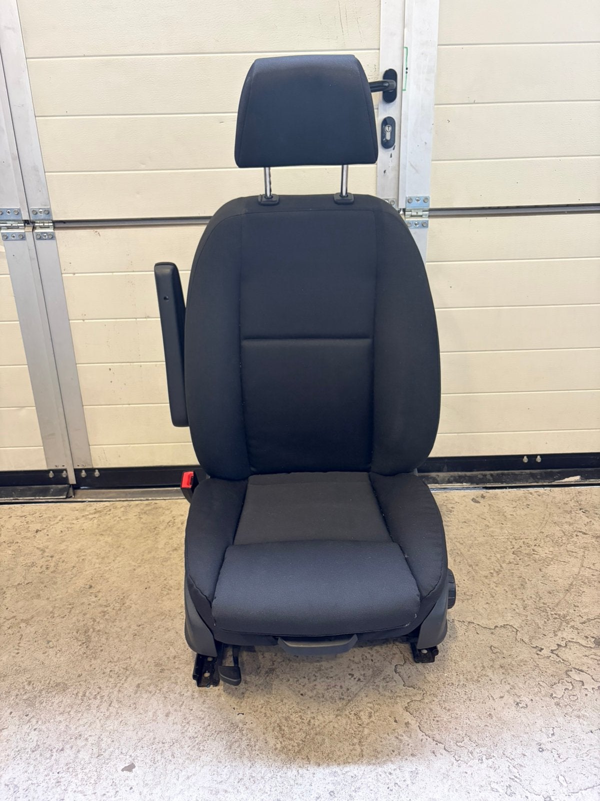 Mercedes Benz Sprinter Bestuurdersstoel Stoel Links Comfort, Auto-onderdelen, Ophalen, Mercedes-Benz, MERCEDESBENZ, MERCEDES BENZ
