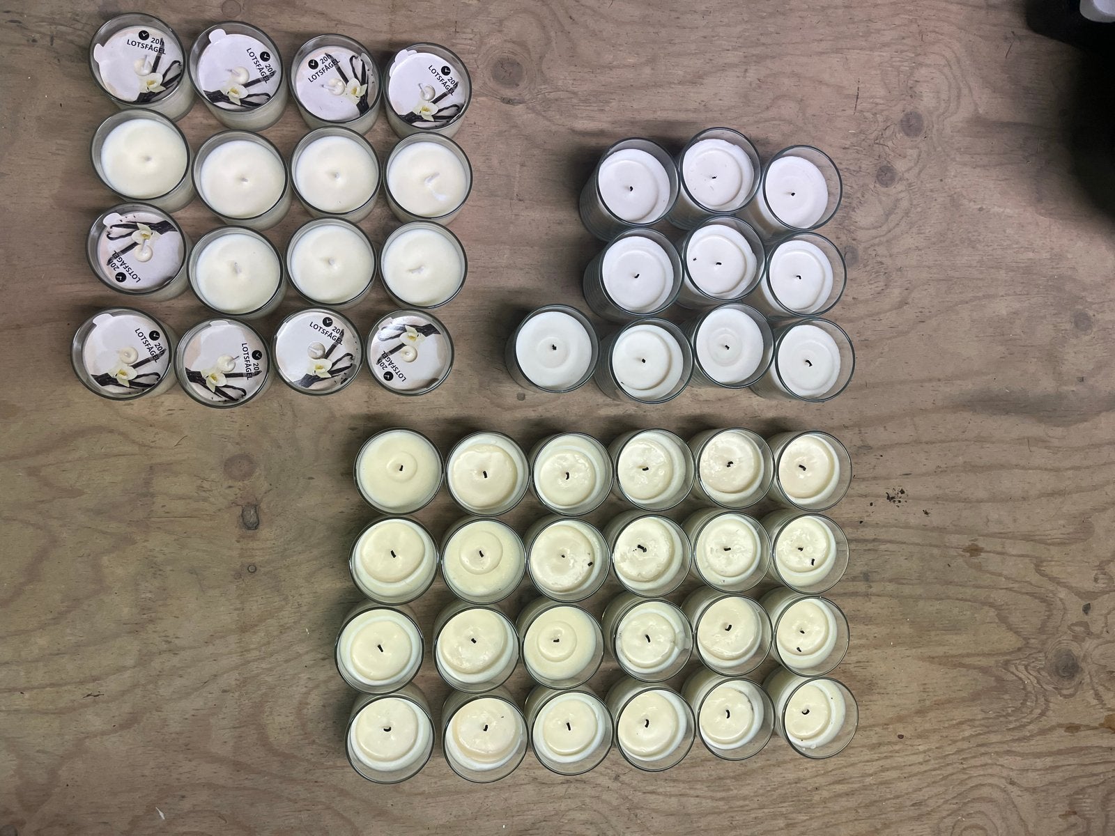 Partij kaarsen: 24 kleine, 10 grote en 16 ongebruikte, Huis en Inrichting, Ophalen, Gebruikt, Wit, Was