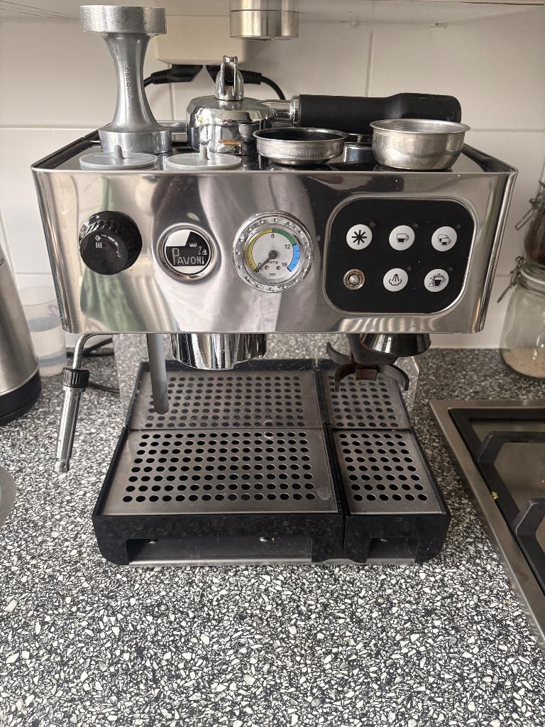 La pavoni domus bar dosata espresso machine, Witgoed en Apparatuur, Koffiezetapparaten, Gebruikt, Gemalen koffie, Koffiebonen