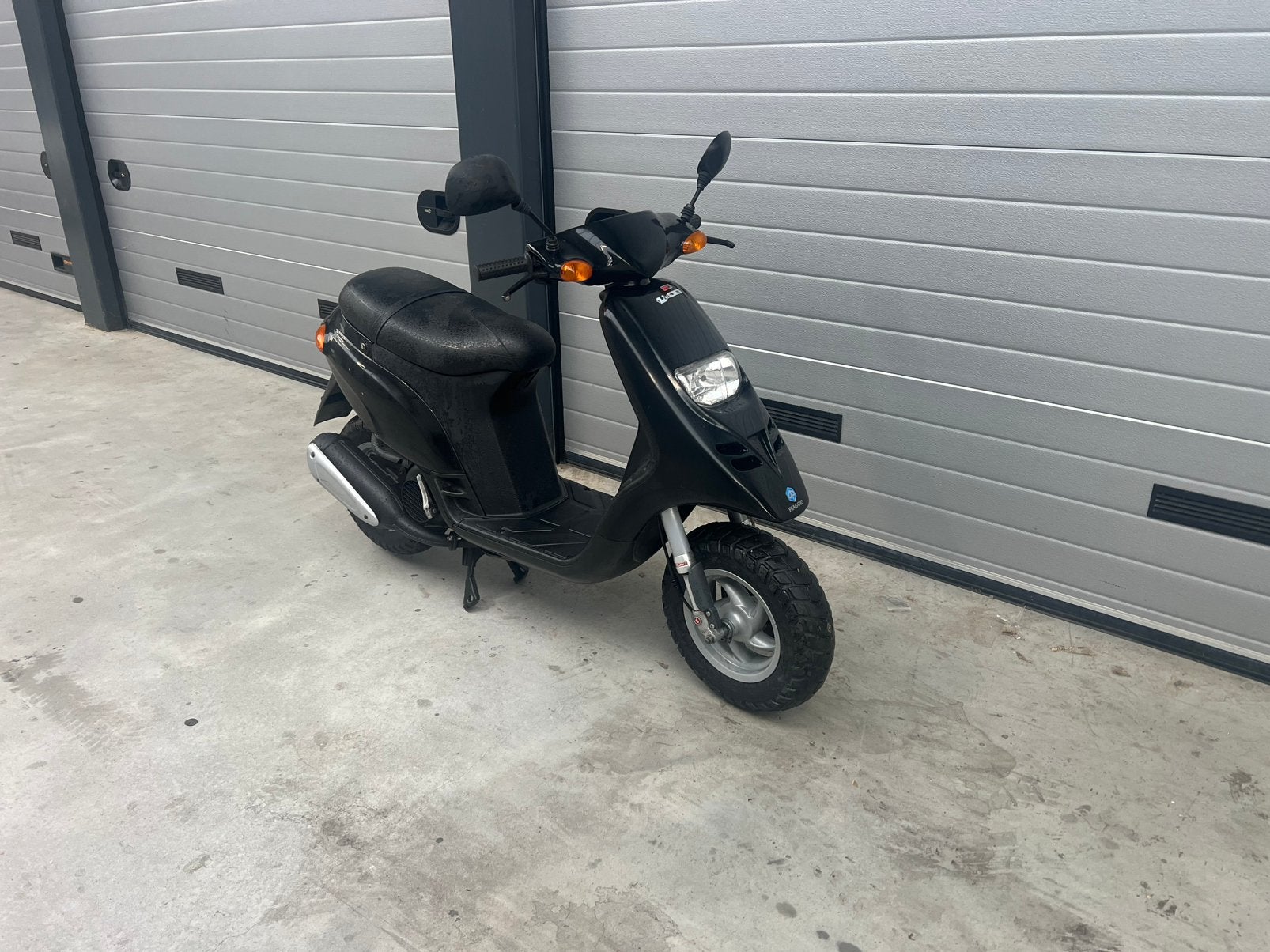 Typhoon xr 125cc DG DD 2t ac duits motorscooter zwart, Ophalen, Zo goed als nieuw