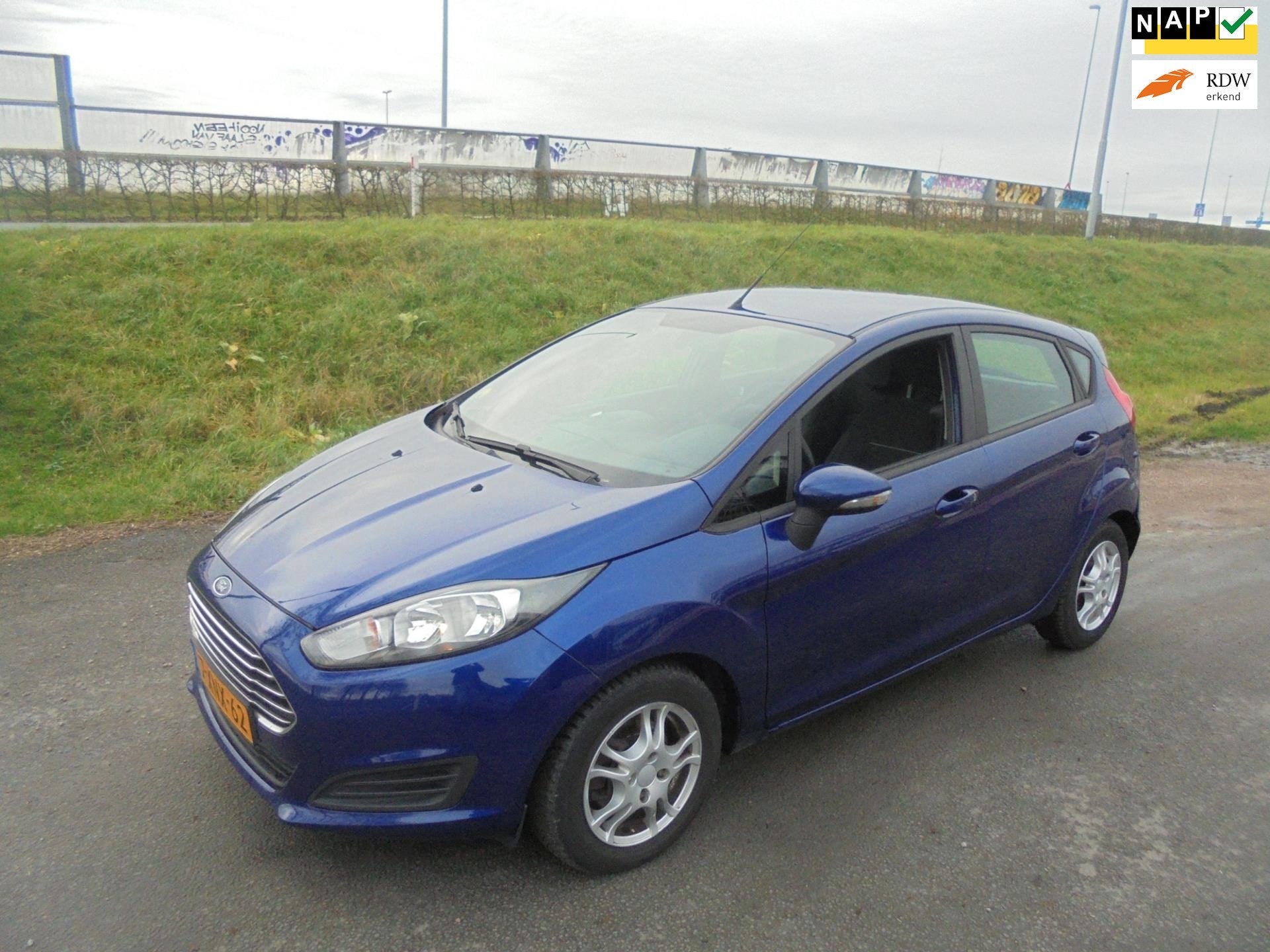 Ford Fiesta Ford fiesta 1.6 tdci diesel 5 deurs airco lmv na, Auto's, Ford, Euro 5, Gebruikt, Origineel Nederlands, Bedrijf
