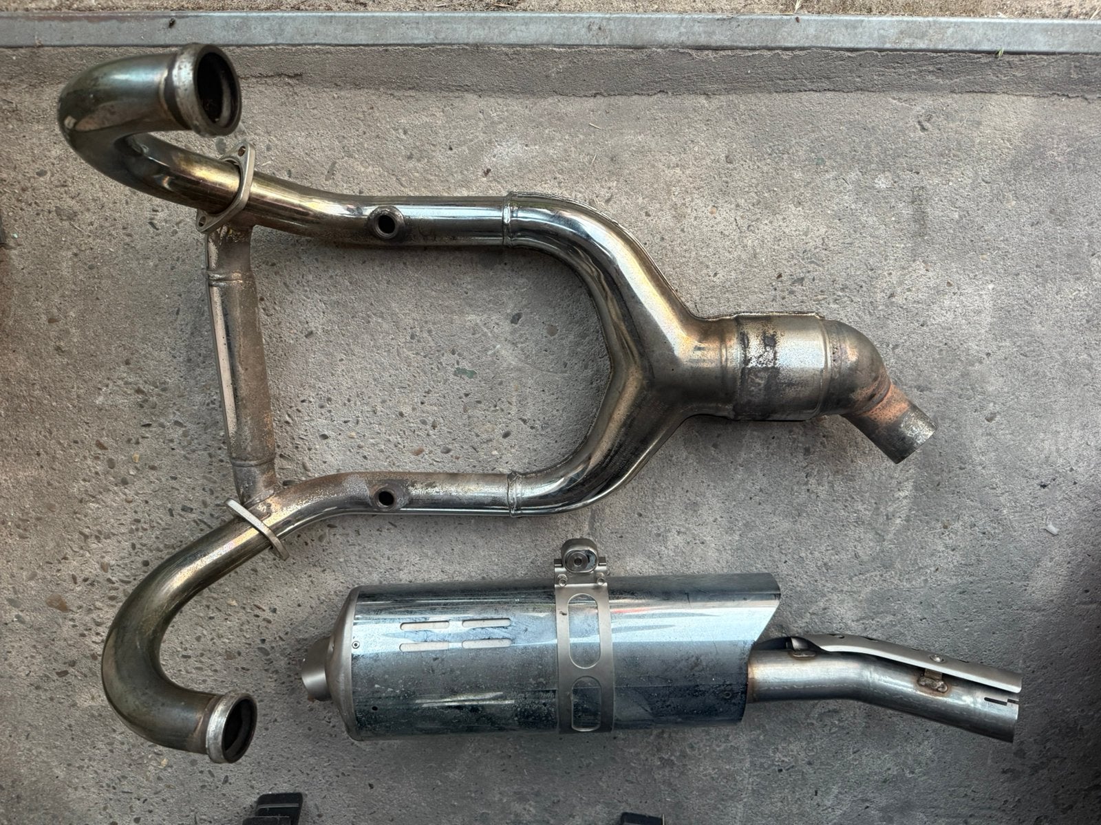 BMW R1200GS Origineel uitlaatsysteem compleet, Motoren, Onderdelen | BMW, Ophalen of Verzenden