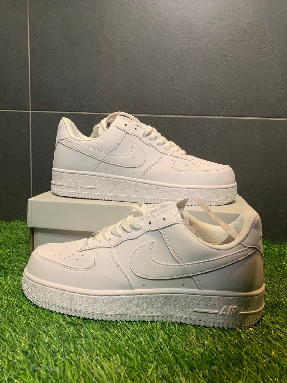 Nike Air Force 1 Wit - Maat 42 - Nieuw!, Verzenden, Wit, Nieuw, Sneakers of Gympen