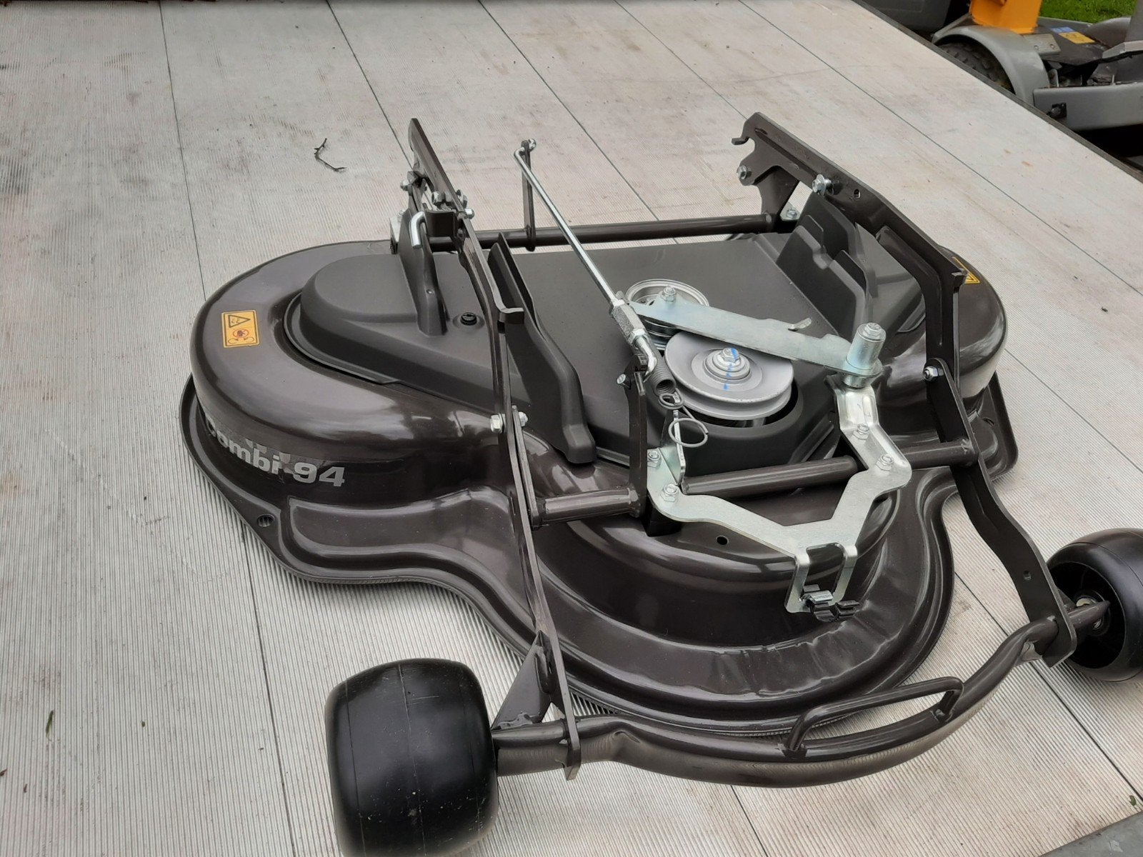 husqvarna rider 94cm maaidek nieuw, Ophalen, Nieuw, 50 cm of meer