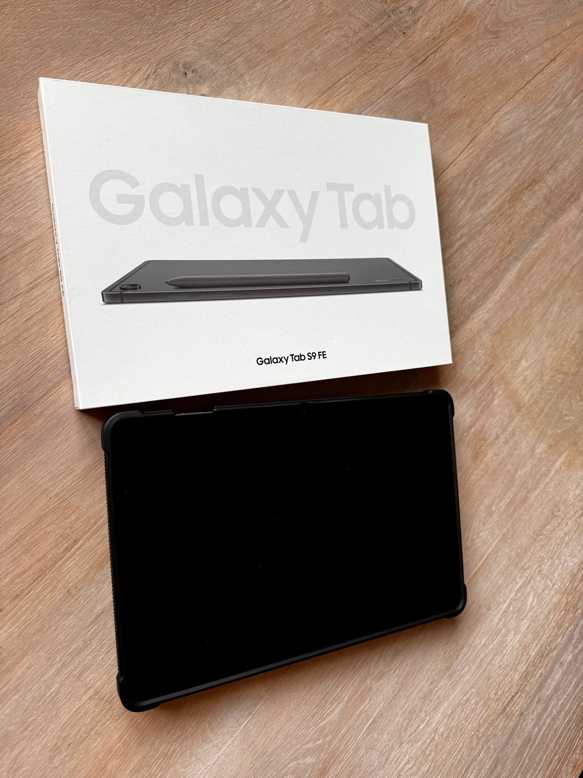 Samsung Galaxy Tab S9 FE WiFi 256GB , outdoor cover en S Pen, Zo goed als nieuw, Wi-Fi, 256 GB, Ophalen