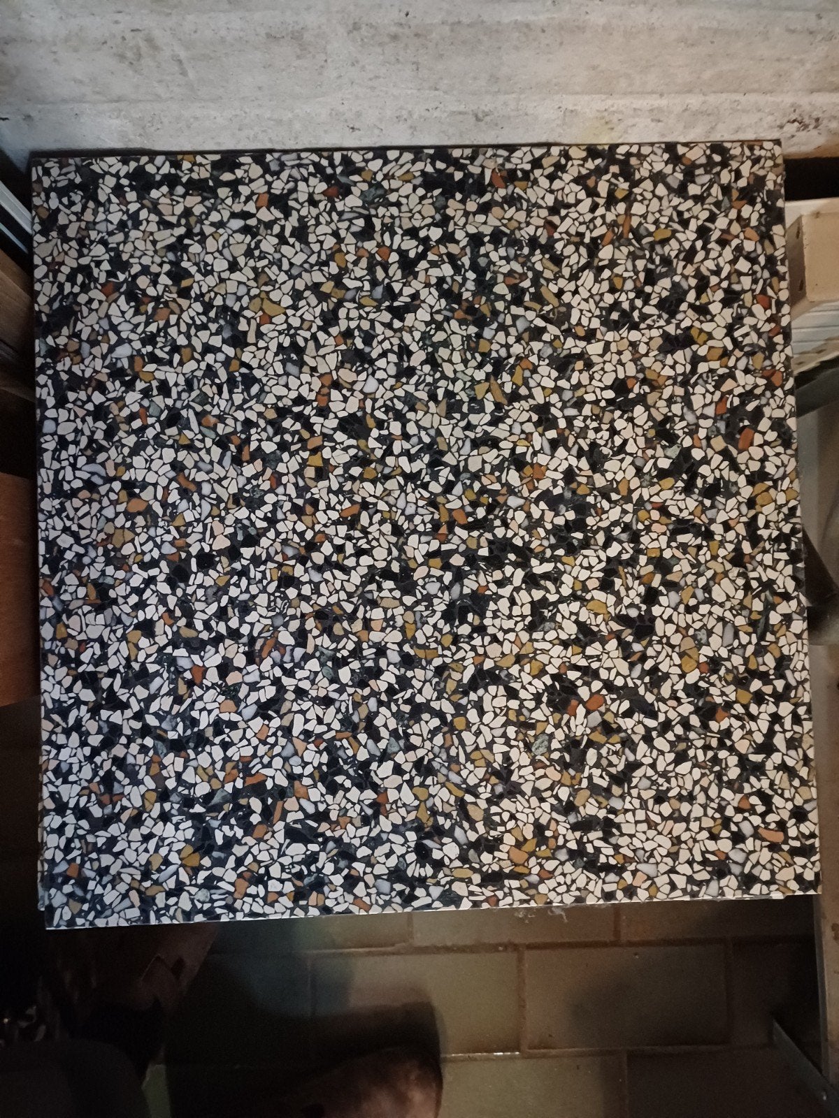 Prachtige tegels 40x40 cm, 25 stuks, Doe-het-zelf en Verbouw, Tegels, Ophalen, 40 tot 60 cm, Nieuw, Minder dan 5 m²