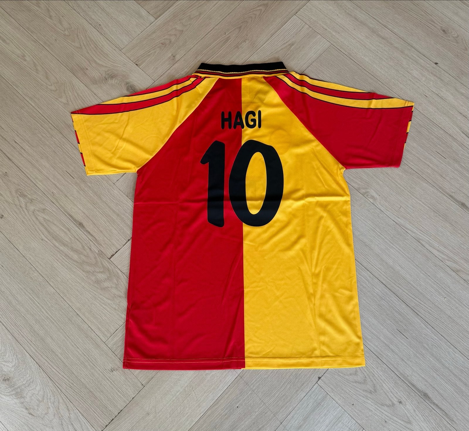 Galatasaray Thuisshirt Hagi 10 Maat L, Sport en Fitness, Maat L, Ophalen of Verzenden, Nieuw, Shirt