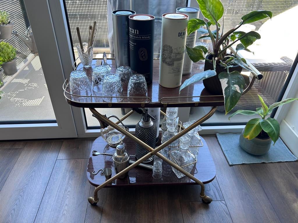 Antieke dranken trolley, Huis en Inrichting, Tafels | Salontafels, Ophalen, 50 tot 100 cm, Zo goed als nieuw, Minder dan 50 cm